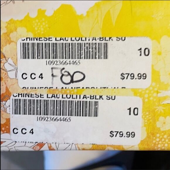 CHINESE LAUNDRY BLACK MICROSUEDE SANDALS. … - Picture 9 of 9